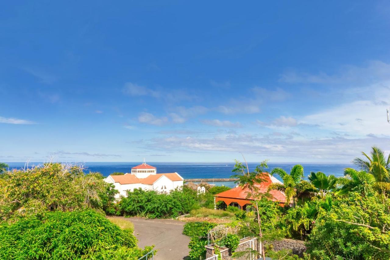 Cuty - Bel Et Spacieux Apt Avec Magnifique Vue Mer Et Piscine Saint Gilles Les Bains Exterior foto